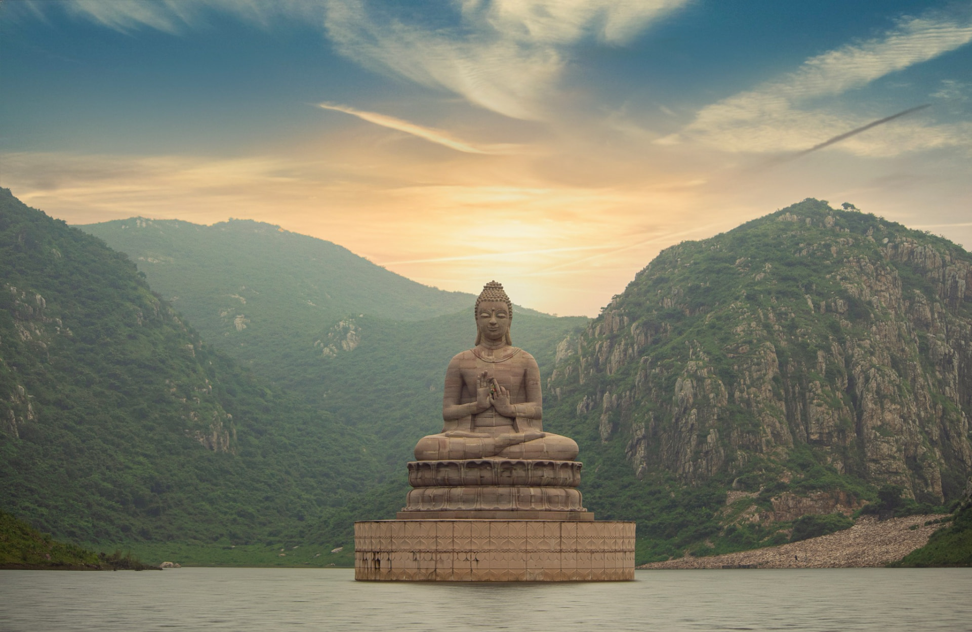 Buddha in the mountains — awareness